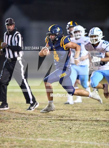 Thumbnail 3 in Reicher Catholic @ Weatherford Christian photogallery.