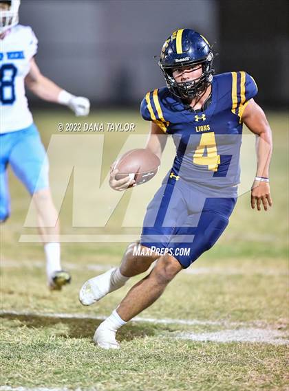 Thumbnail 2 in Reicher Catholic @ Weatherford Christian photogallery.
