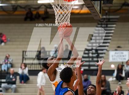 Thumbnail 2 in Franklin Central @ Avon photogallery.