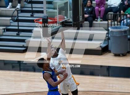 Thumbnail 3 in Franklin Central @ Avon photogallery.
