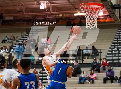 Thumbnail 2 in Franklin Central @ Avon photogallery.