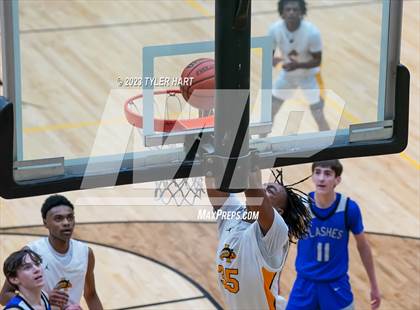 Thumbnail 3 in Franklin Central @ Avon photogallery.