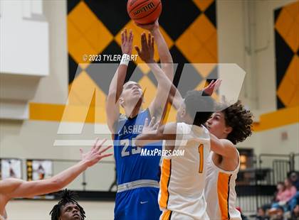 Thumbnail 3 in Franklin Central @ Avon photogallery.