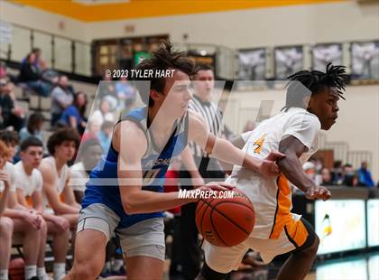 Thumbnail 2 in Franklin Central @ Avon photogallery.