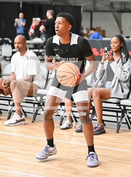 Thumbnail 2 in Dixie vs. Etiwanda (Section 7) photogallery.