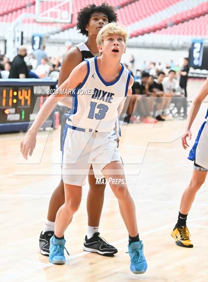 Thumbnail 1 in Dixie vs. Etiwanda (Section 7) photogallery.