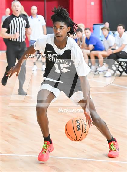 Thumbnail 3 in Dixie vs. Etiwanda (Section 7) photogallery.