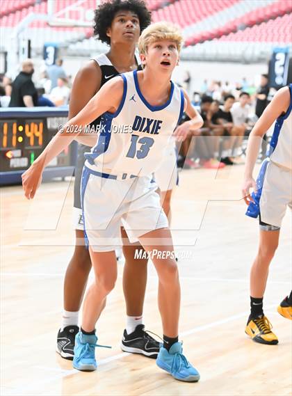 Thumbnail 3 in Dixie vs. Etiwanda (Section 7) photogallery.