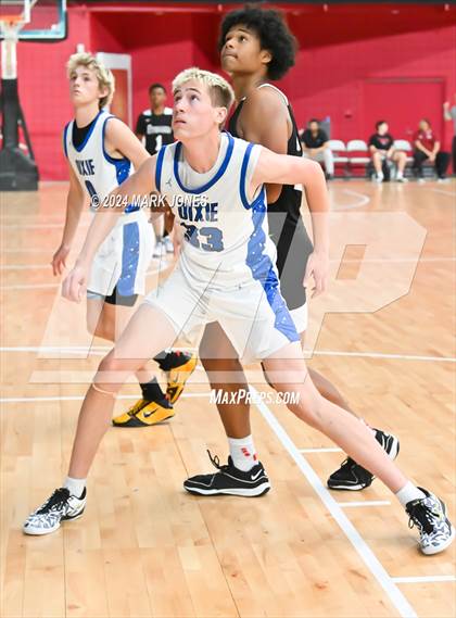 Thumbnail 2 in Dixie vs. Etiwanda (Section 7) photogallery.