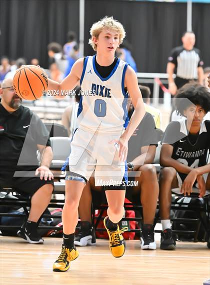 Thumbnail 2 in Dixie vs. Etiwanda (Section 7) photogallery.