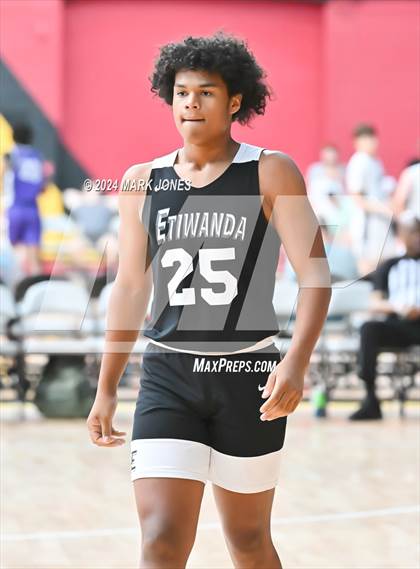 Thumbnail 2 in Dixie vs. Etiwanda (Section 7) photogallery.