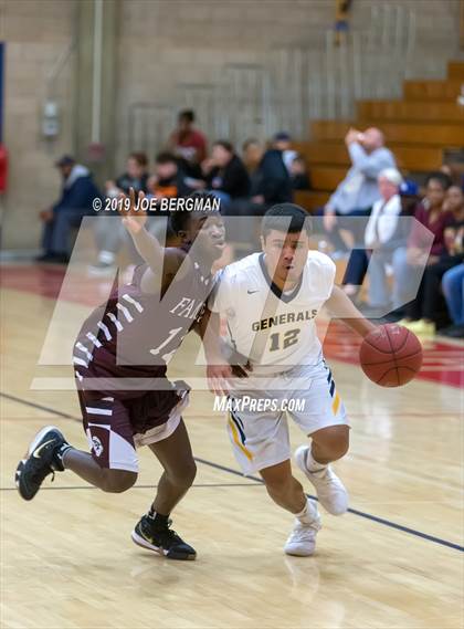 Thumbnail 1 in Independence vs. Shafter (Ralph Krave Memorial Tournament) photogallery.