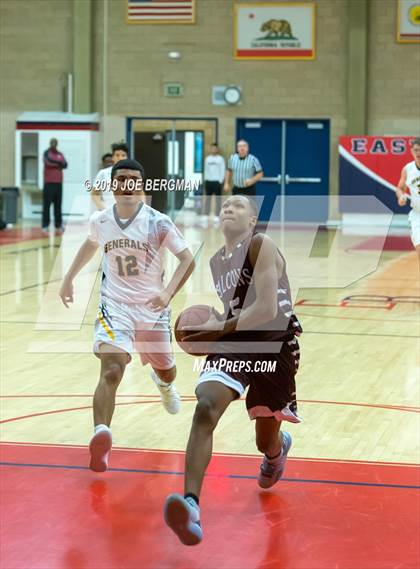 Thumbnail 3 in Independence vs. Shafter (Ralph Krave Memorial Tournament) photogallery.