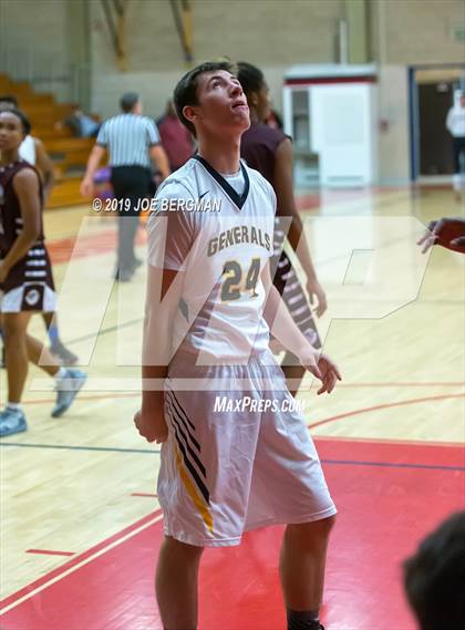 Thumbnail 3 in Independence vs. Shafter (Ralph Krave Memorial Tournament) photogallery.