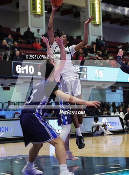 Thumbnail 2 in Dobbs Ferry vs. Woodlands (NYSPHSAA Section 1 Class B Semifinal) photogallery.