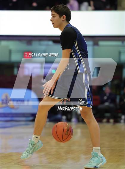 Thumbnail 3 in Dobbs Ferry vs. Woodlands (NYSPHSAA Section 1 Class B Semifinal) photogallery.