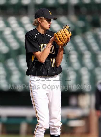 Thumbnail 3 in Alameda vs. Clayton Valley (CIF NCS D2 Final) photogallery.