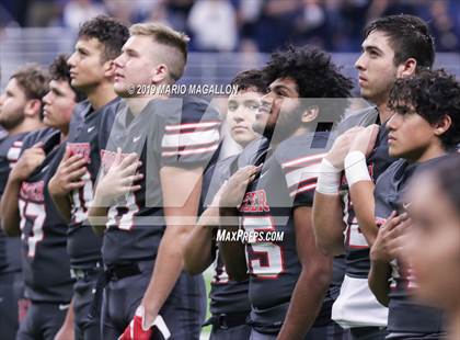 Thumbnail 1 in Pioneer vs Boerne-Champion (UIL 5A Regional Playoff) photogallery.