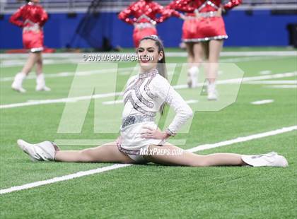 Thumbnail 3 in Pioneer vs Boerne-Champion (UIL 5A Regional Playoff) photogallery.