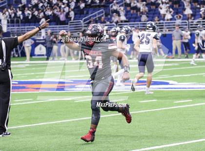 Thumbnail 2 in Pioneer vs Boerne-Champion (UIL 5A Regional Playoff) photogallery.