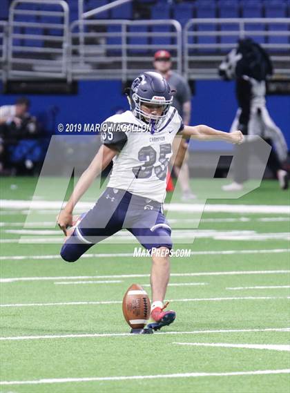 Thumbnail 1 in Pioneer vs Boerne-Champion (UIL 5A Regional Playoff) photogallery.
