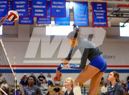 Thumbnail 3 in Grand Oaks @ Oak Ridge photogallery.