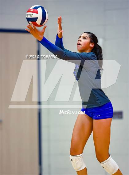 Thumbnail 2 in Grand Oaks @ Oak Ridge photogallery.