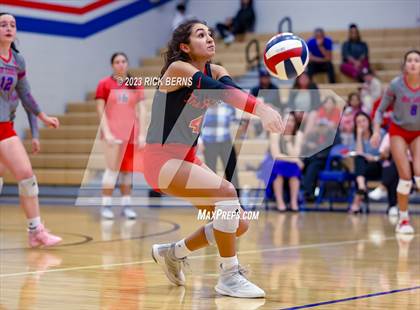 Thumbnail 1 in Grand Oaks @ Oak Ridge photogallery.
