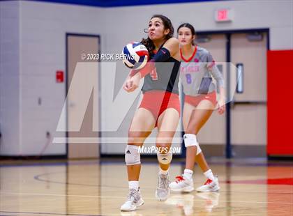 Thumbnail 2 in Grand Oaks @ Oak Ridge photogallery.