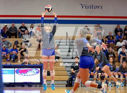 Thumbnail 3 in Grand Oaks @ Oak Ridge photogallery.