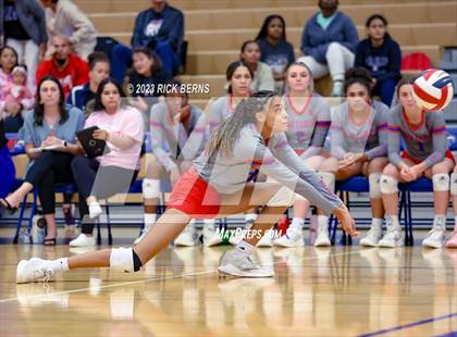 Thumbnail 3 in Grand Oaks @ Oak Ridge photogallery.