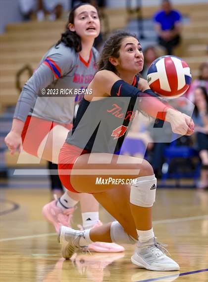 Thumbnail 2 in Grand Oaks @ Oak Ridge photogallery.