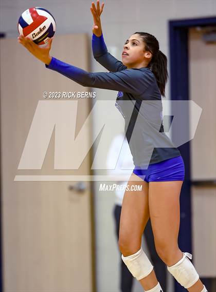 Thumbnail 1 in Grand Oaks @ Oak Ridge photogallery.