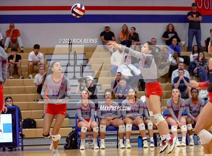 Thumbnail 2 in Grand Oaks @ Oak Ridge photogallery.