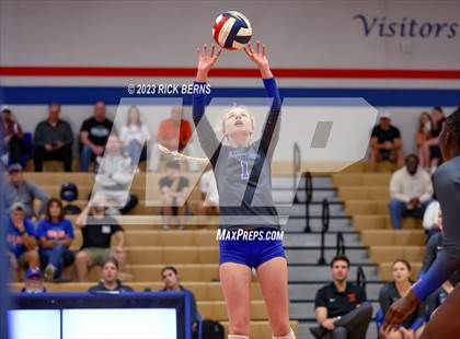 Thumbnail 3 in Grand Oaks @ Oak Ridge photogallery.