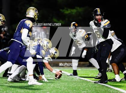 Thumbnail 1 in Murray @ Lloyd Memorial (Class 3A 2025 semifinal) photogallery.