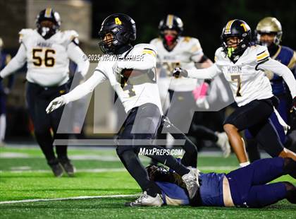 Thumbnail 2 in Murray @ Lloyd Memorial (Class 3A 2025 semifinal) photogallery.