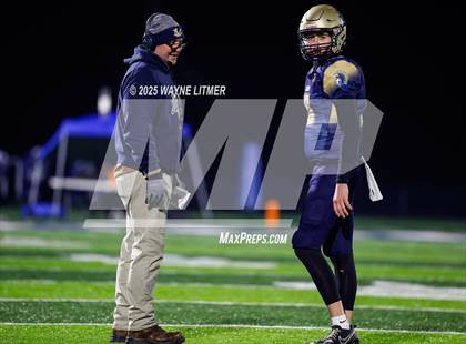 Thumbnail 2 in Murray @ Lloyd Memorial (Class 3A 2025 semifinal) photogallery.