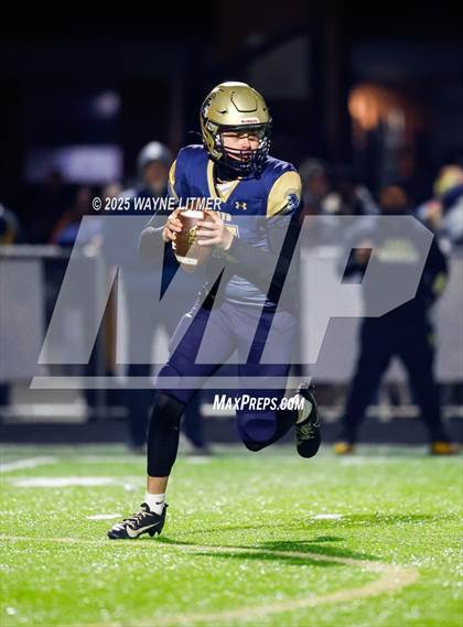 Thumbnail 3 in Murray @ Lloyd Memorial (Class 3A 2025 semifinal) photogallery.