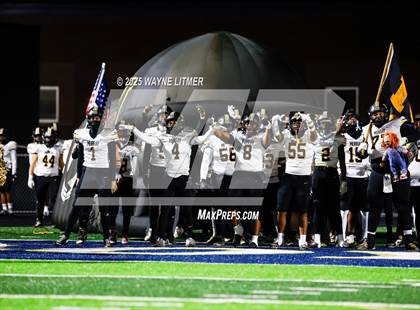 Thumbnail 1 in Murray @ Lloyd Memorial (Class 3A 2025 semifinal) photogallery.