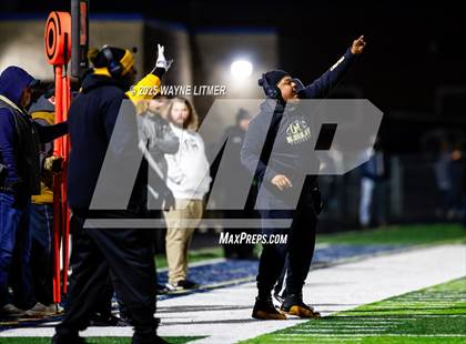 Thumbnail 2 in Murray @ Lloyd Memorial (Class 3A 2025 semifinal) photogallery.