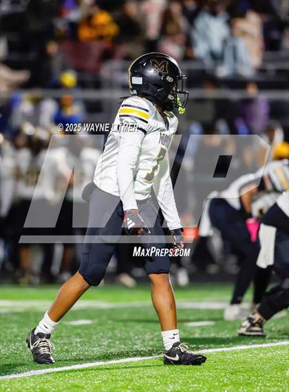 Thumbnail 2 in Murray @ Lloyd Memorial (Class 3A 2025 semifinal) photogallery.