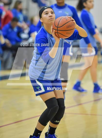 Thumbnail 2 in Xavier College Prep vs Perry photogallery.