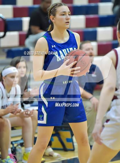 Thumbnail 2 in Xavier College Prep vs Perry photogallery.