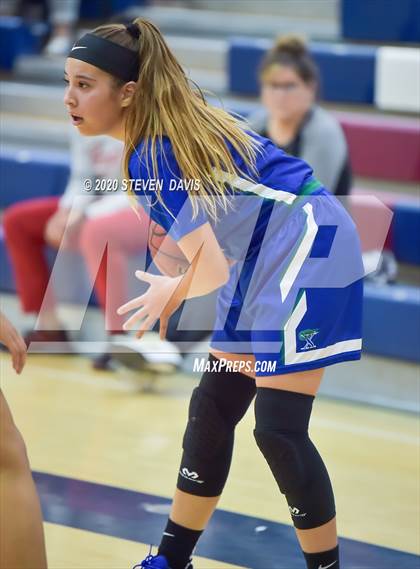 Thumbnail 3 in Xavier College Prep vs Perry photogallery.