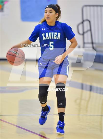 Thumbnail 2 in Xavier College Prep vs Perry photogallery.