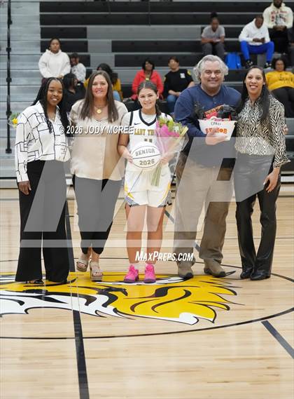 Thumbnail 3 in Tupelo @ Hernando photogallery.