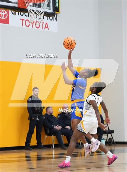 Thumbnail 1 in Tupelo @ Hernando photogallery.