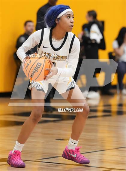 Thumbnail 2 in Tupelo @ Hernando photogallery.