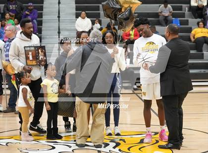 Thumbnail 1 in Tupelo @ Hernando photogallery.